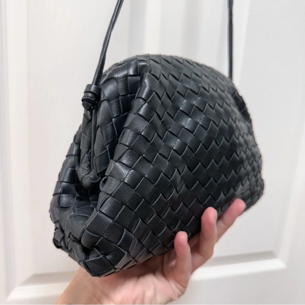 Quince Italian Leather Handwoven Pouch Crossbody Clutch | One Size | Black 👜✨ - Picture 4 of 14